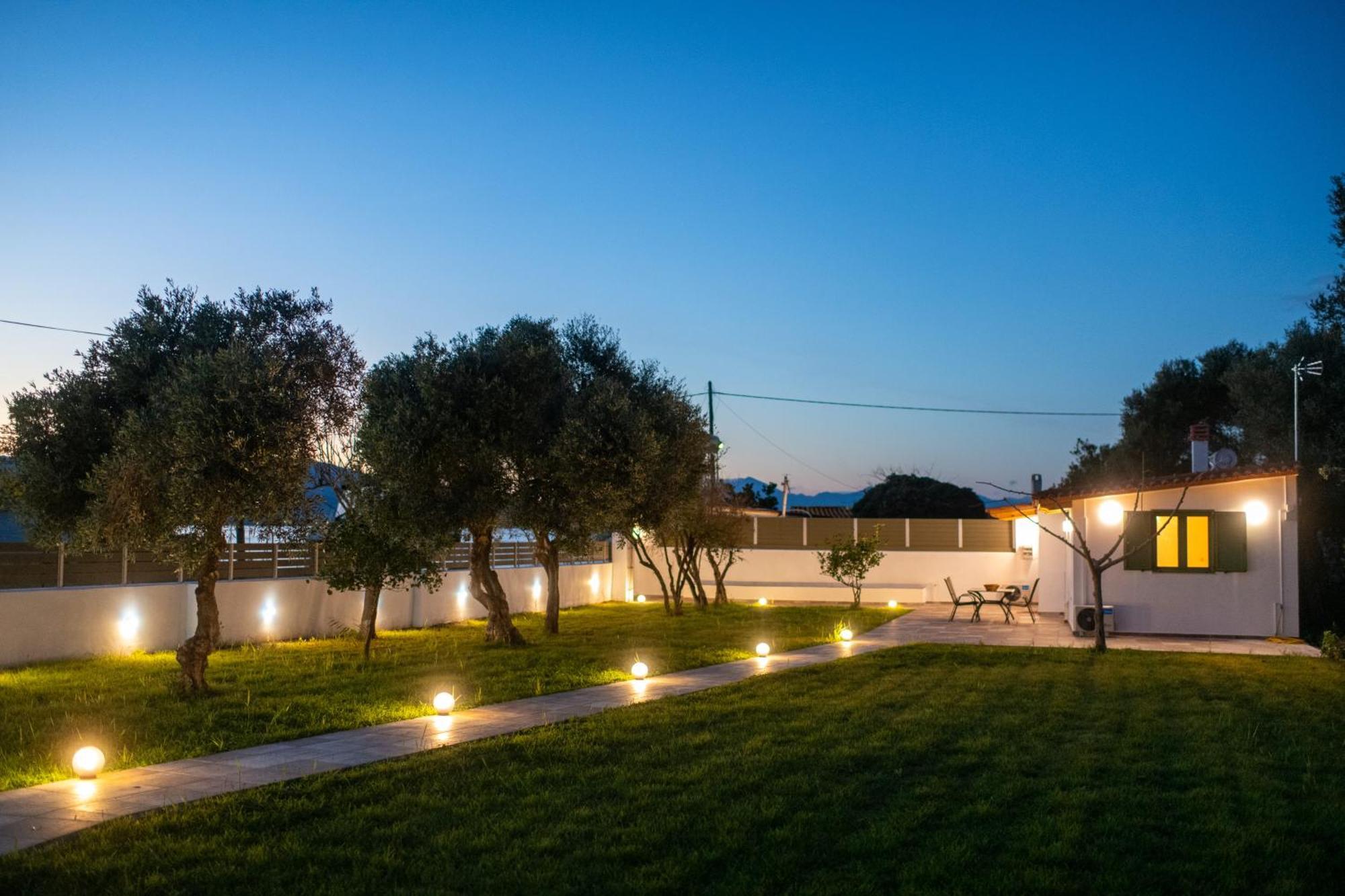 House By The Sea Vila Égio Exterior foto