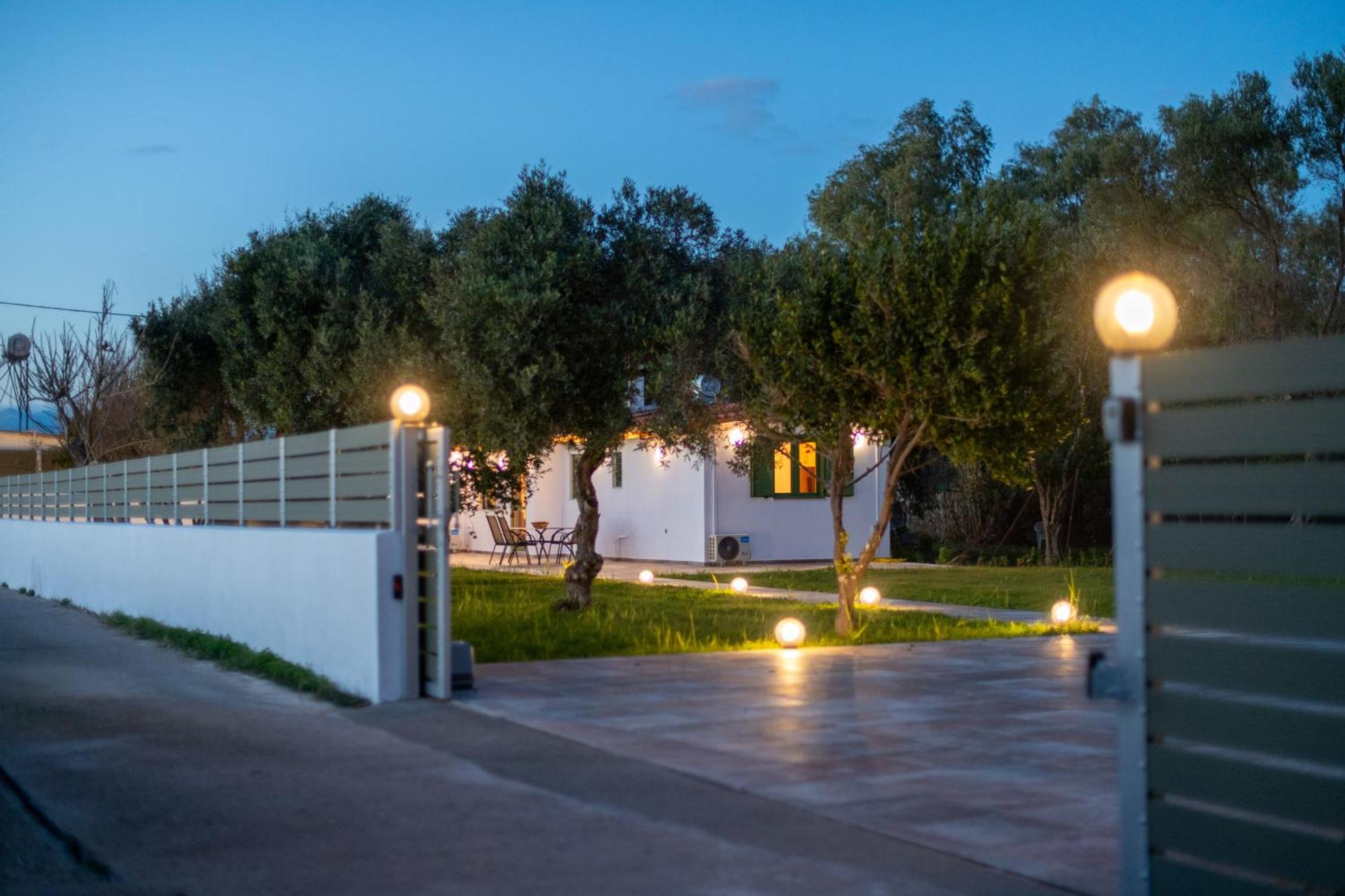 House By The Sea Vila Égio Exterior foto